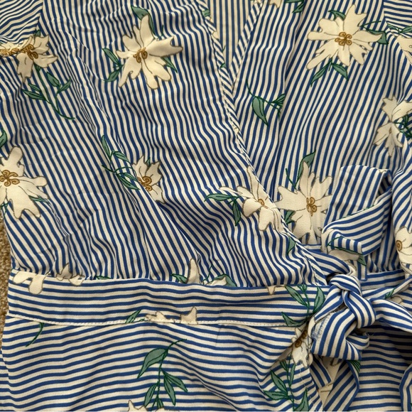 Sienna Sky Blue Stripe Floral Wrap Blouse Small Peplum Tie Waist Top - Picture 3 of 8